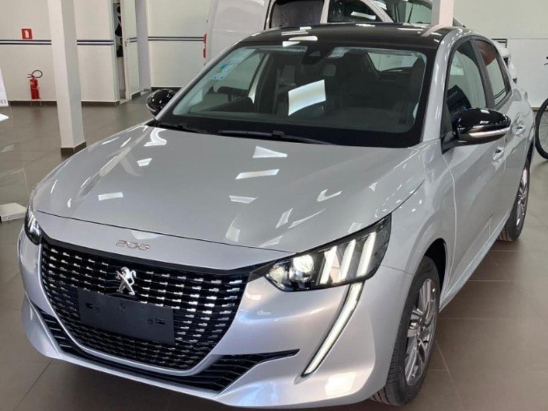 Peugeot 208 PcD 2024