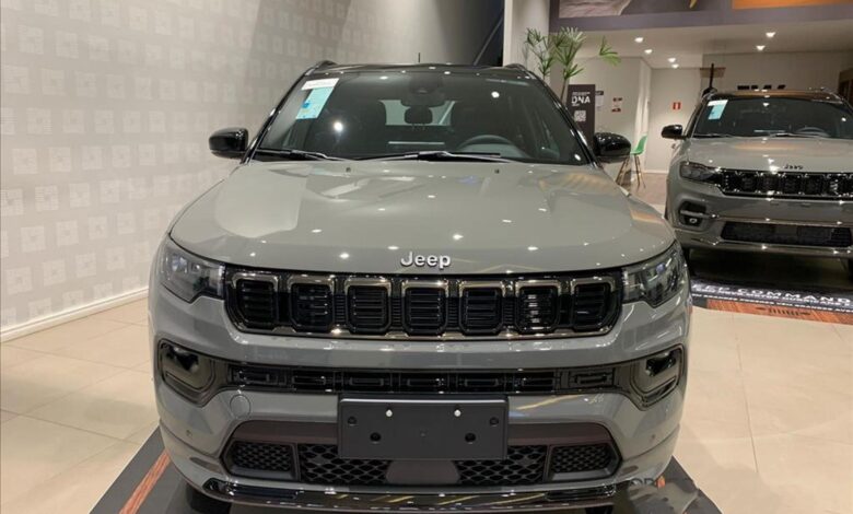 Jeep Compass Overland Hurricane 2025