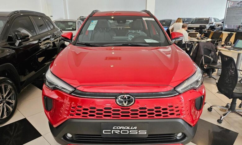 Toyota Corolla Cross XRE 2025