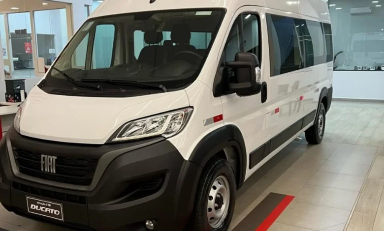 Fiat Ducato Minibus 2025