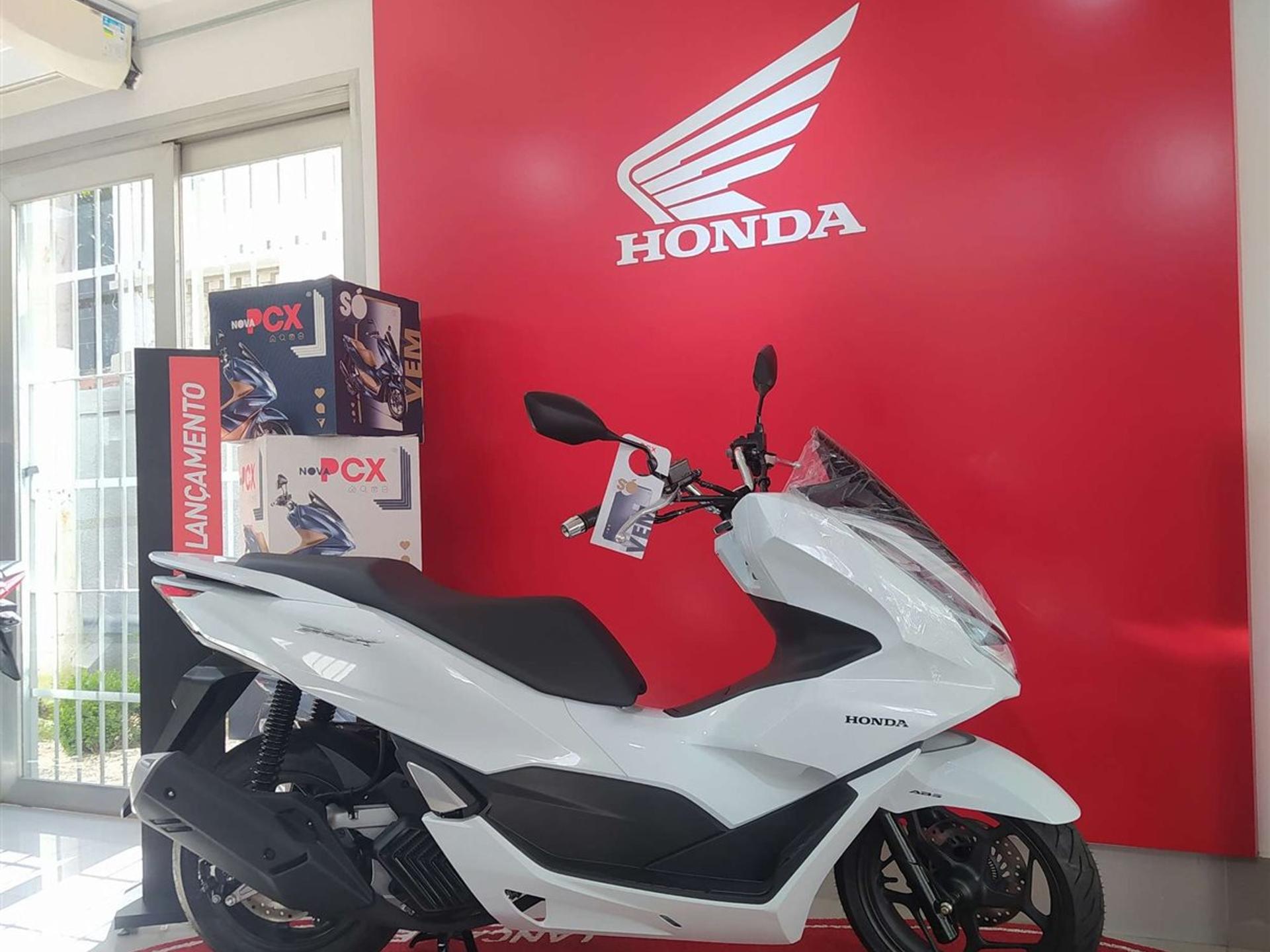 Honda PCX 2024