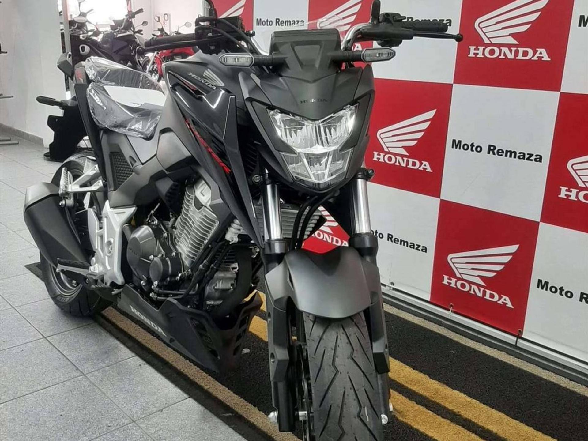 Honda CB 300F Twister 2024