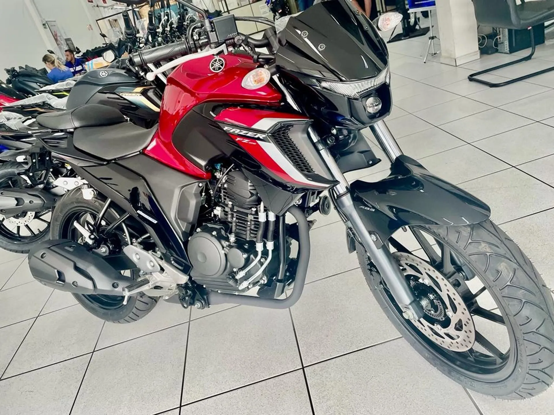 Nova Yamaha Fazer FZ25 2024